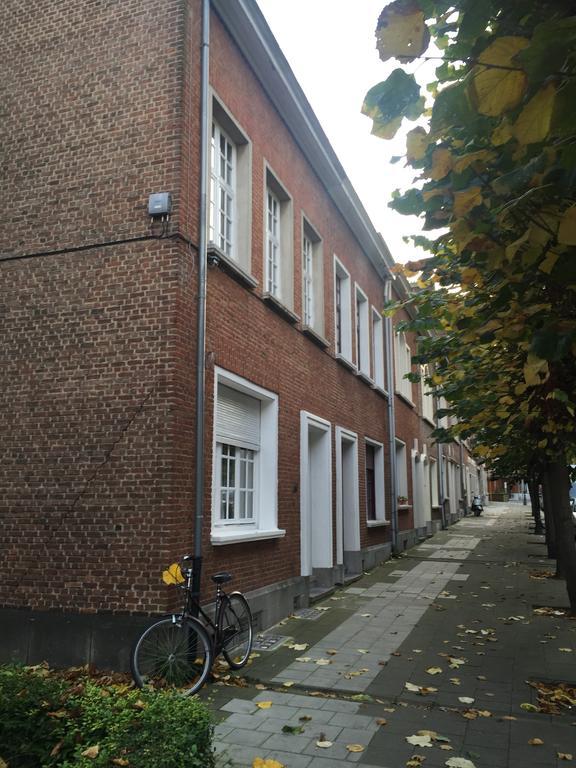 Guest House Dasos Kynthos Woluwe-Saint-Lambert Exterior foto